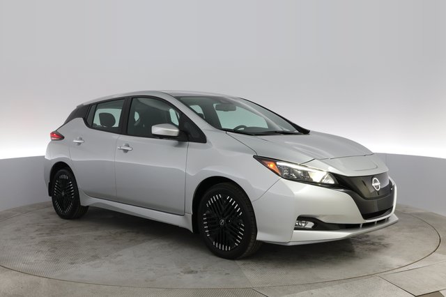 2024 Nissan LEAF — photo 11 of 19