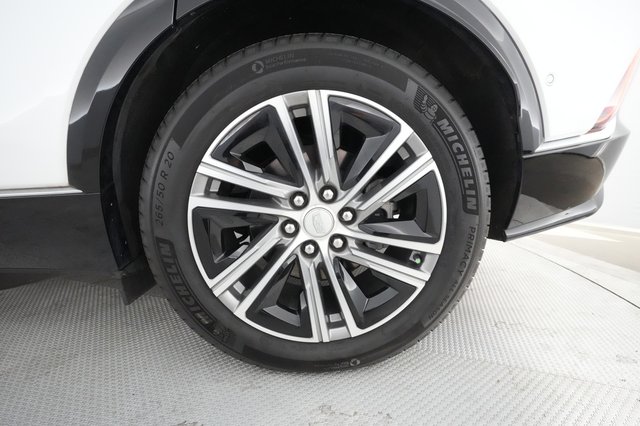 2024 Cadillac Lyriq — photo 17 of 23