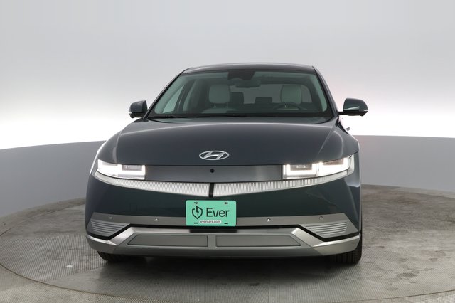 2024 Hyundai IONIQ 5 — photo 5 of 33