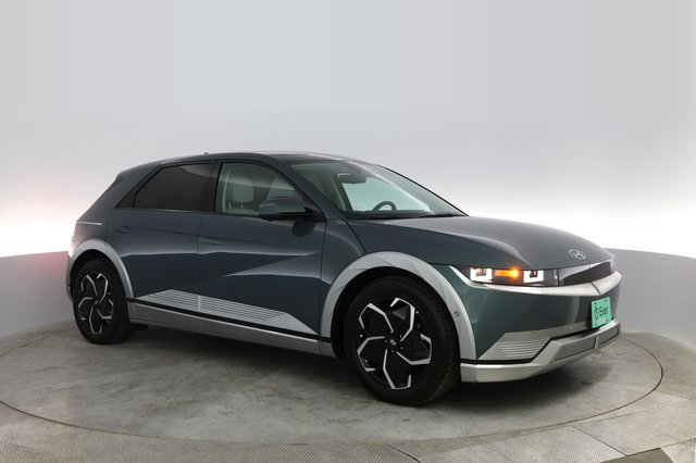 2024 Hyundai IONIQ 5 — photo 7 of 33