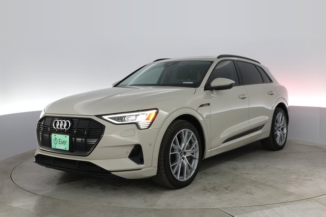 2021 Audi e-tron — VIN WA1VAAGE1MB014942
