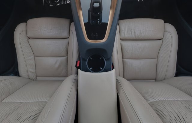 2022 Polestar 2 — photo 20 of 50