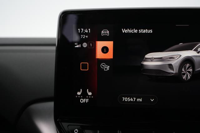 2021 Volkswagen ID.4 — photo 4 of 102