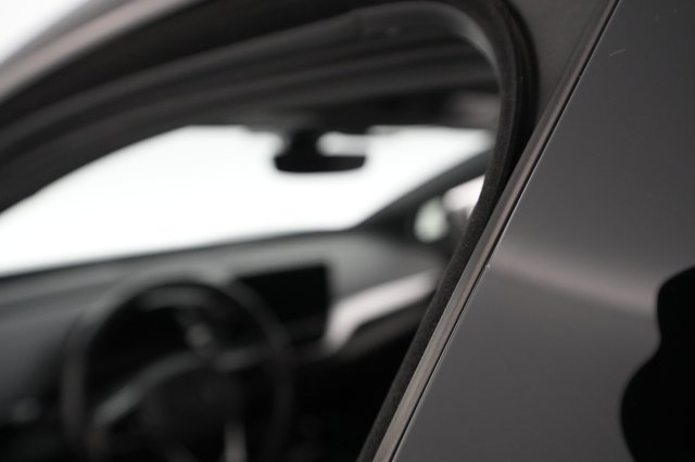 2021 Volkswagen ID.4 — photo 41 of 102