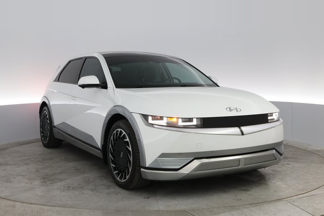 2022 Hyundai IONIQ 5 — photo 14 of 20