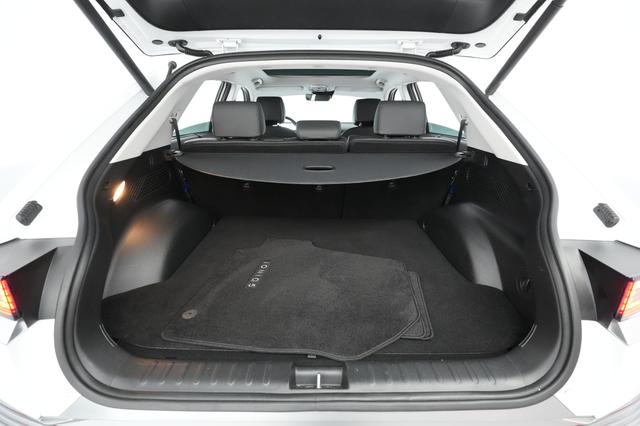 2022 Hyundai IONIQ 5 — photo 6 of 20
