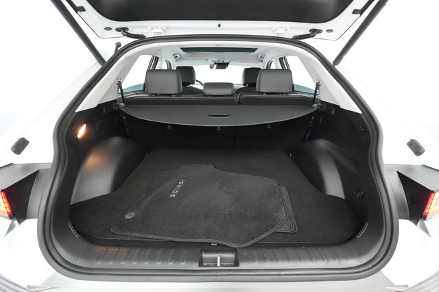 2022 Hyundai IONIQ 5 — photo 6 of 20