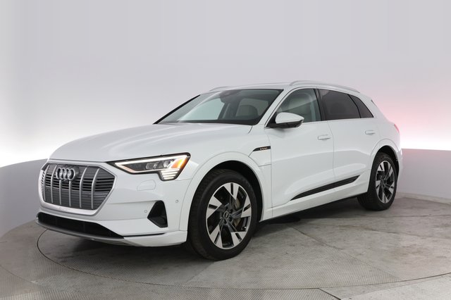 2021 Audi e-tron — VIN WA1LAAGE3MB024217